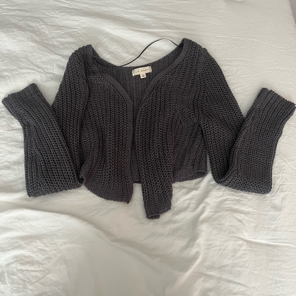 Cropped knitted sweater